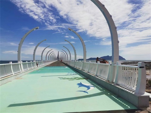 橋梁防撞欄桿使用期限多久？